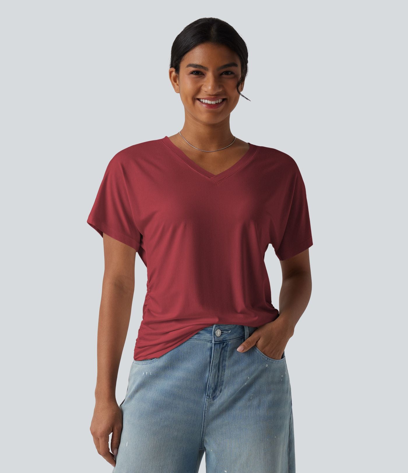 T-shirt décontracté uni à manches courtes, col V et fronces