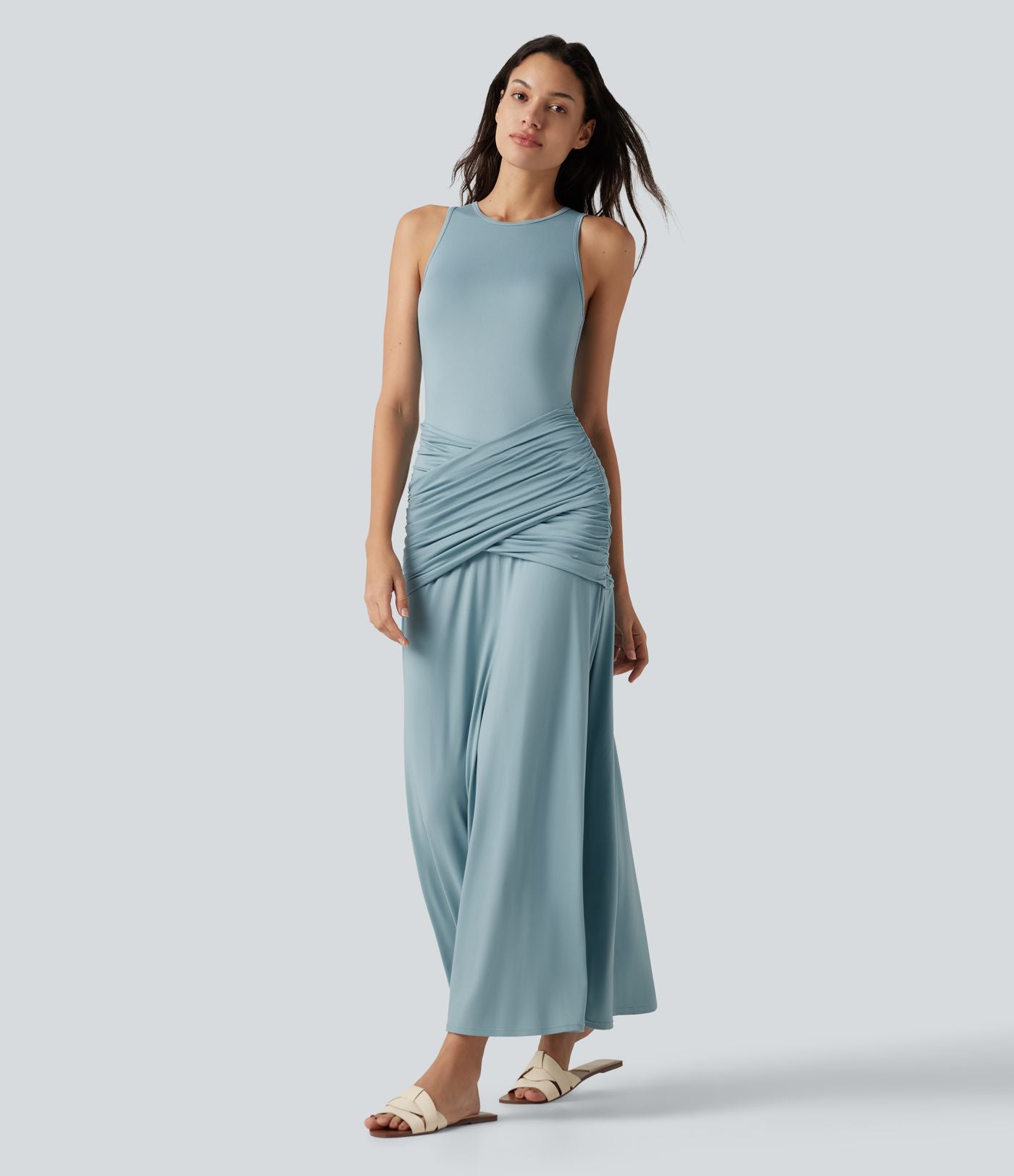 Robe maxi casual fluide sans manches col rond avec fronces et taille croisée