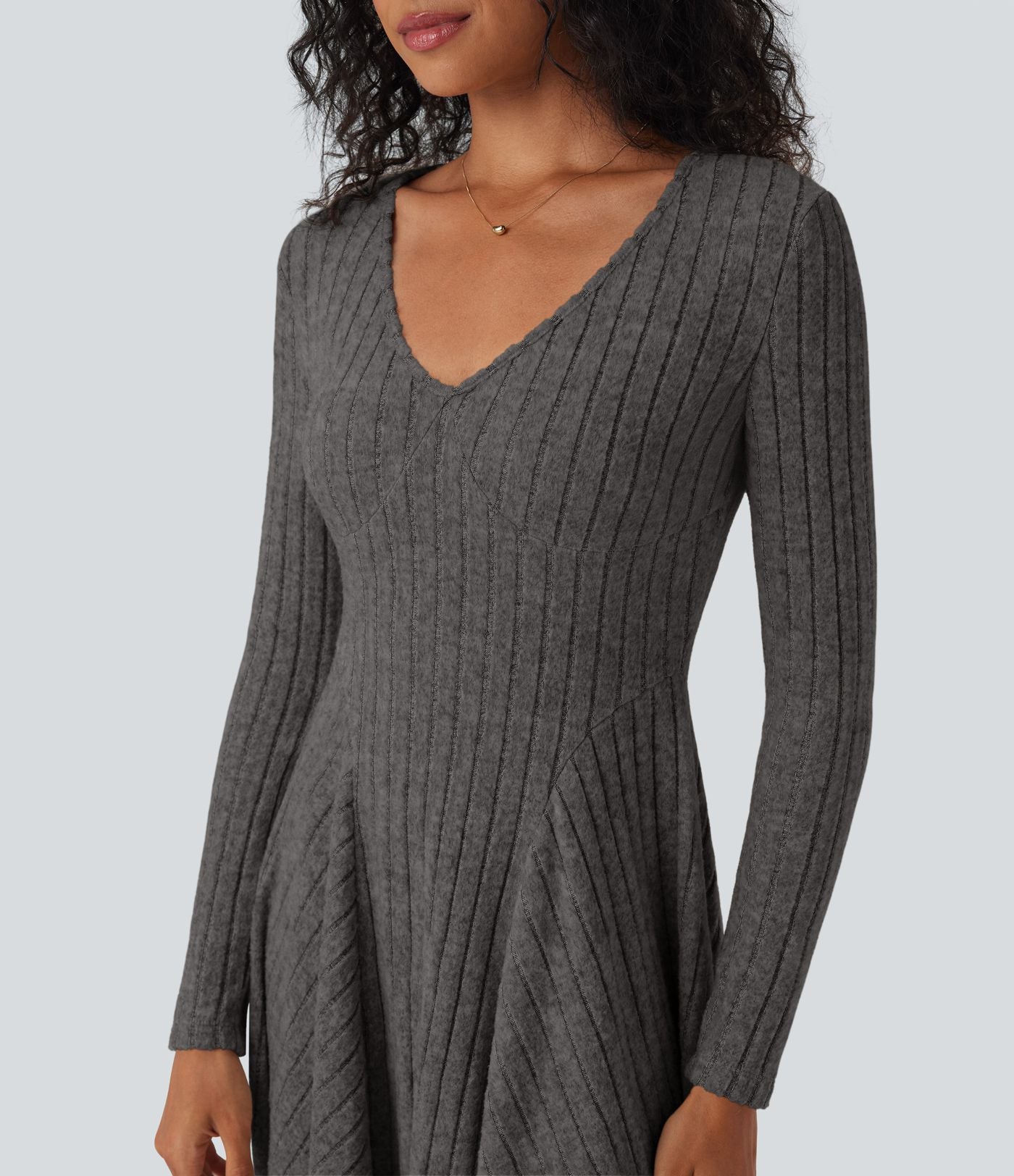 Robe décontractée mini évasée maille côtelée col V manches longues