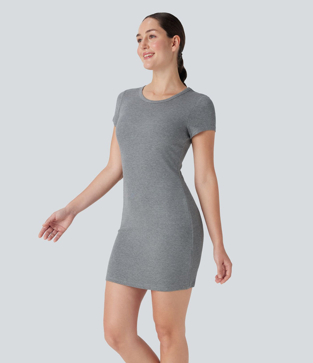 Robe active de yoga mini moulante côtelée avec soutien-gorge intégré