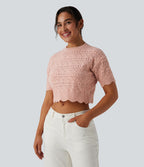 Pull décontracté en maille ajourée à col rond, manches courtes et bordure festonnée