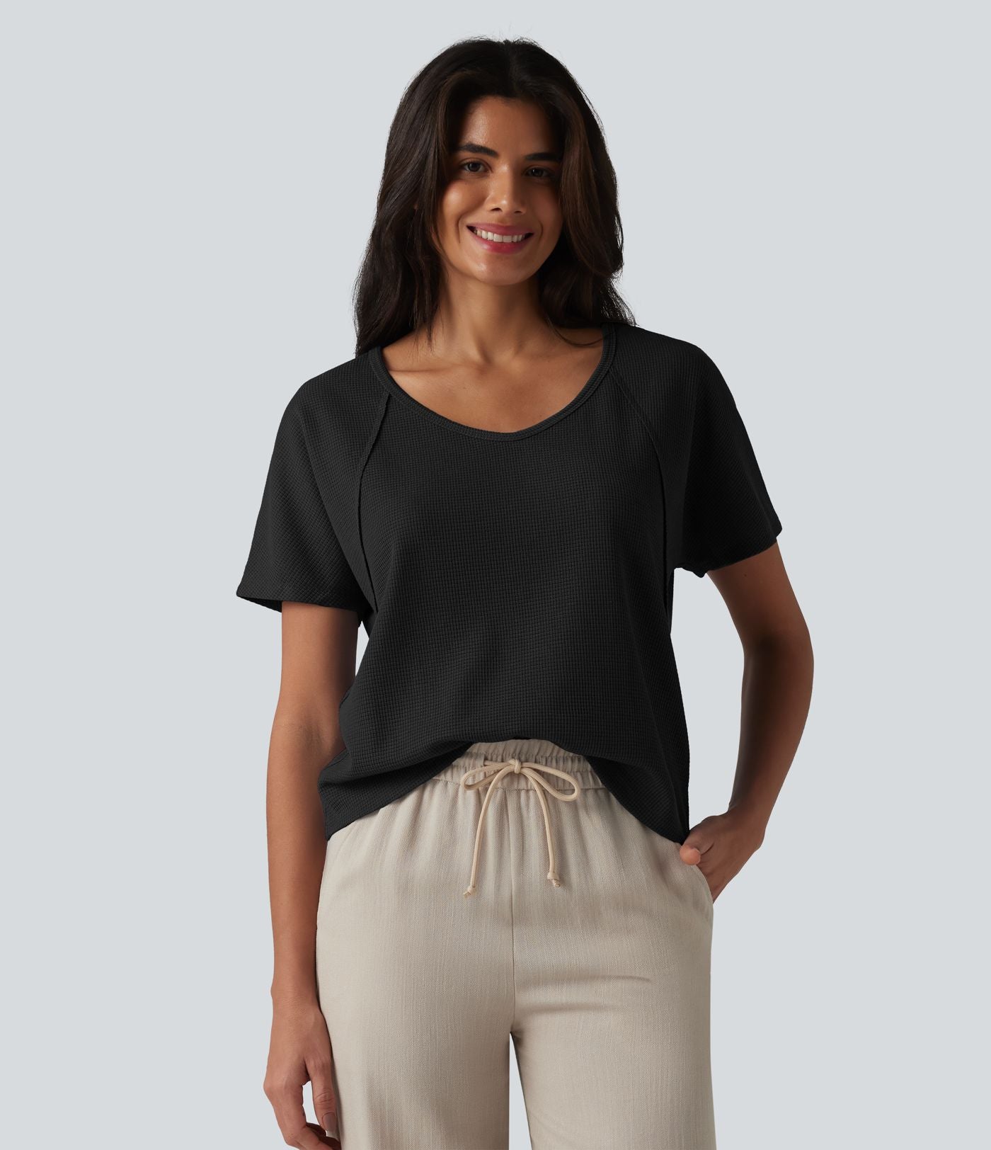 T-shirt casual en tissu gaufré à encolure cœur et manches courtes