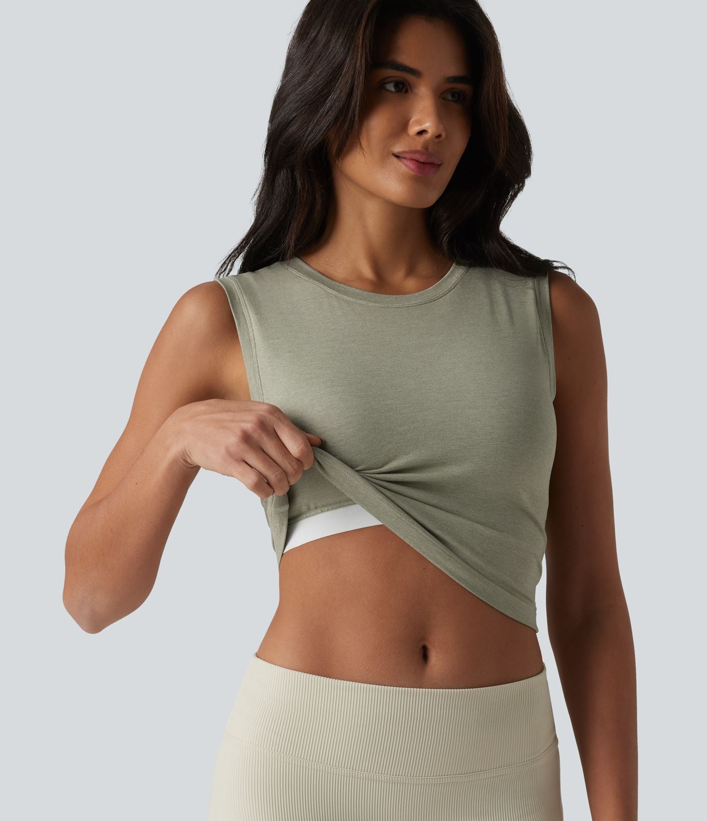 Débardeur court col rond avec brassière intégrée