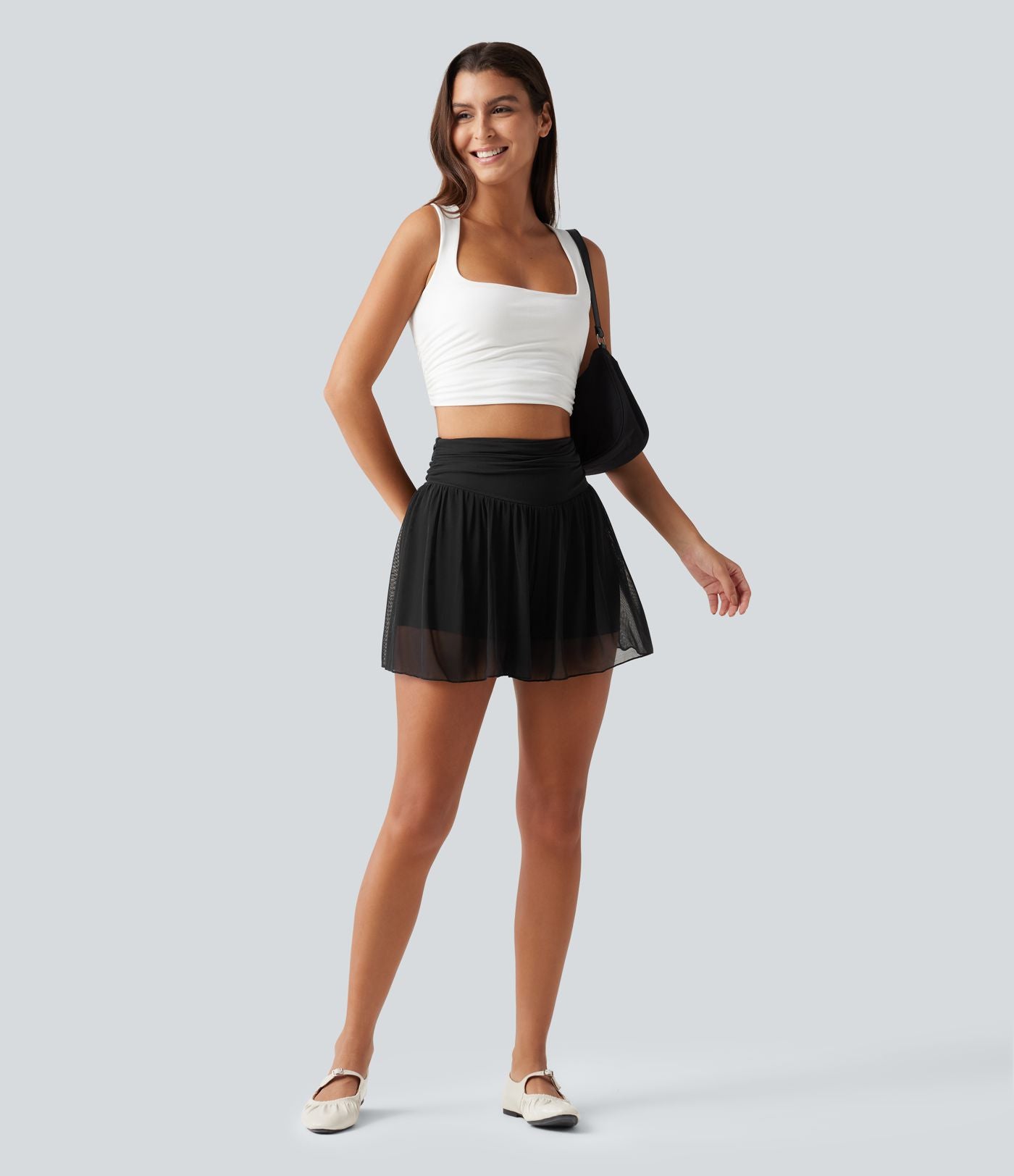 Short 2-en-1 taille haute gainant avec détails froncés, mesh contrasté avec poches, 7,5 cm