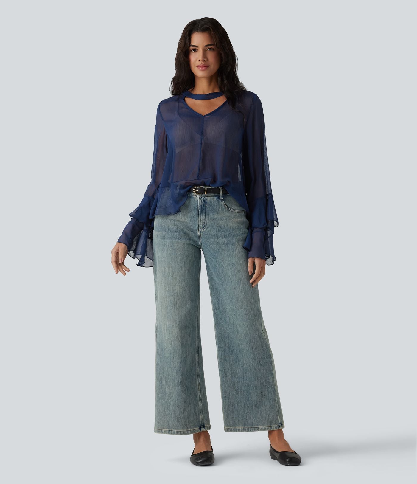 Chemise casual transparente col V manches longues à volants