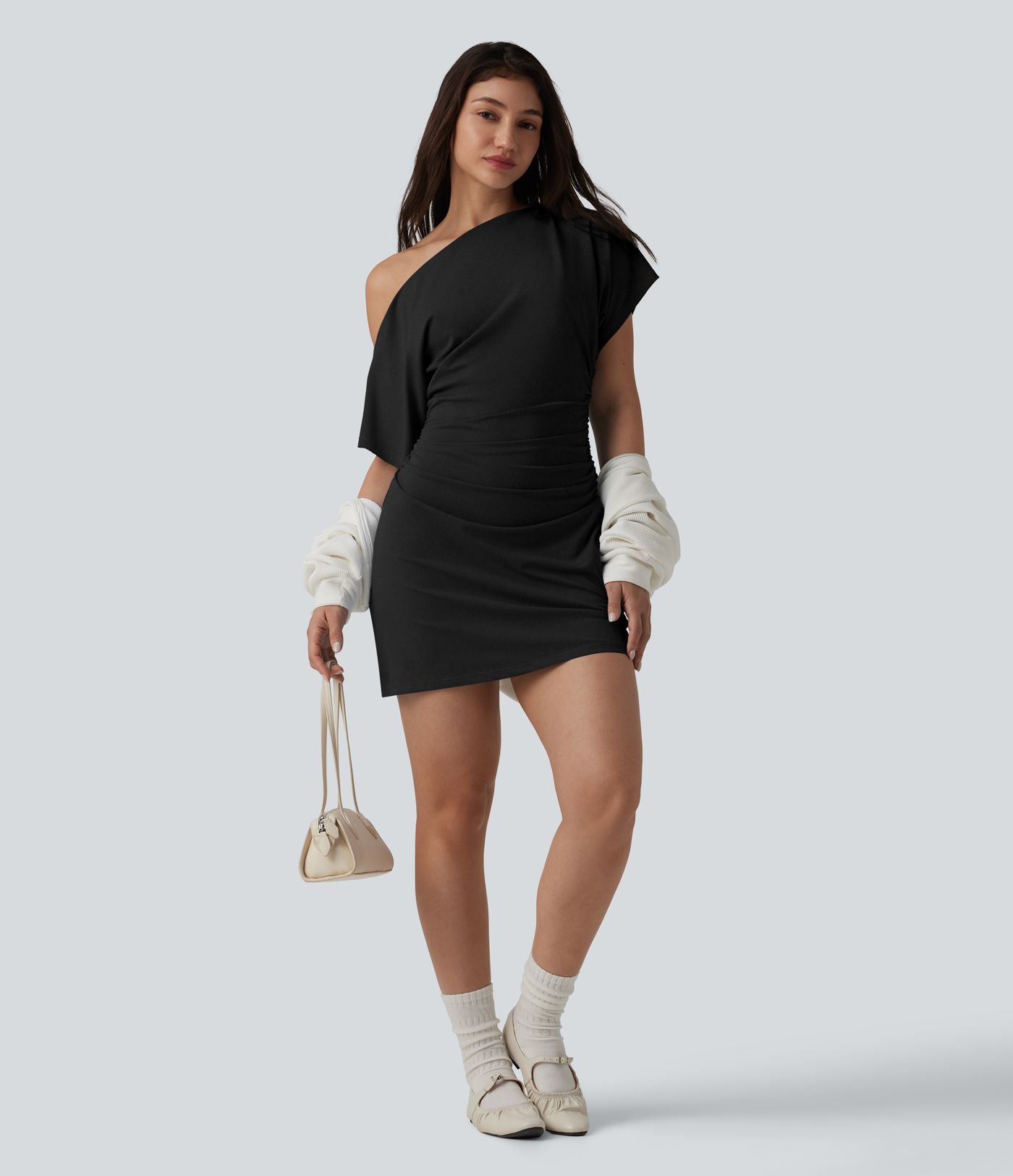Robe mini moulante décontractée asymétrique manches courtes froncée