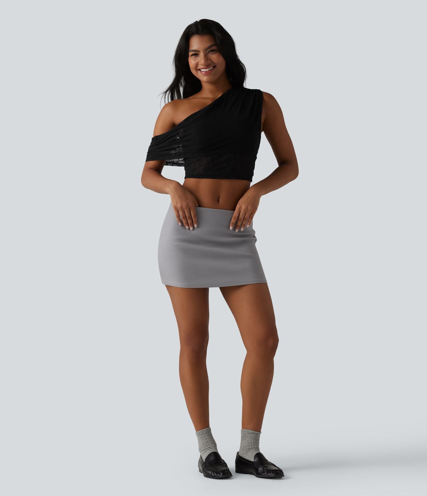 Haut de sport décontracté en dentelle froncée, à une épaule et soutien-gorge intégré