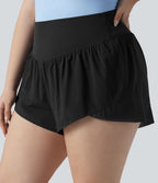 Short de yoga grande taille Breezeful™ à taille haute, ourlet croisé, séchage rapide et poche