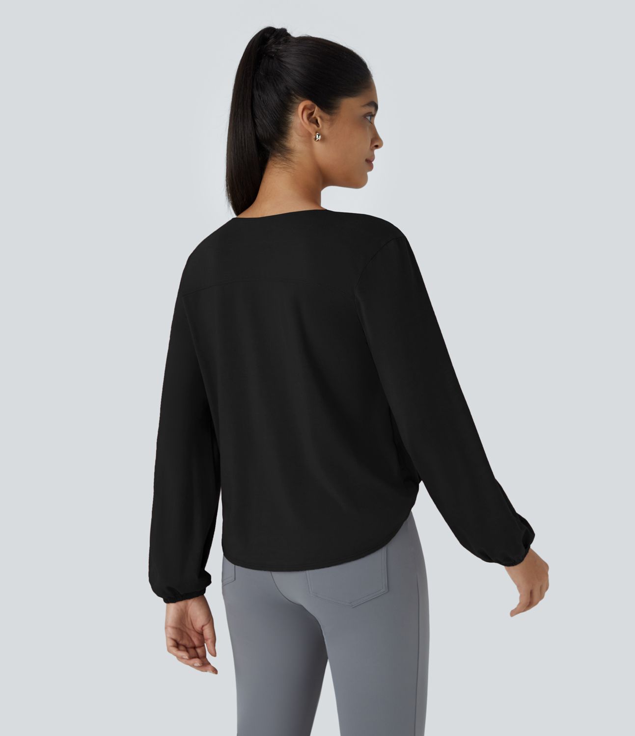 Haut de travail portefeuille à manches longues avec col en V et boutons-pression invisibles