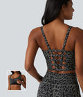 Débardeur de yoga court à imprimé léopard Halara UltraSculpt™ avec soutien-gorge intégré et décolleté en U