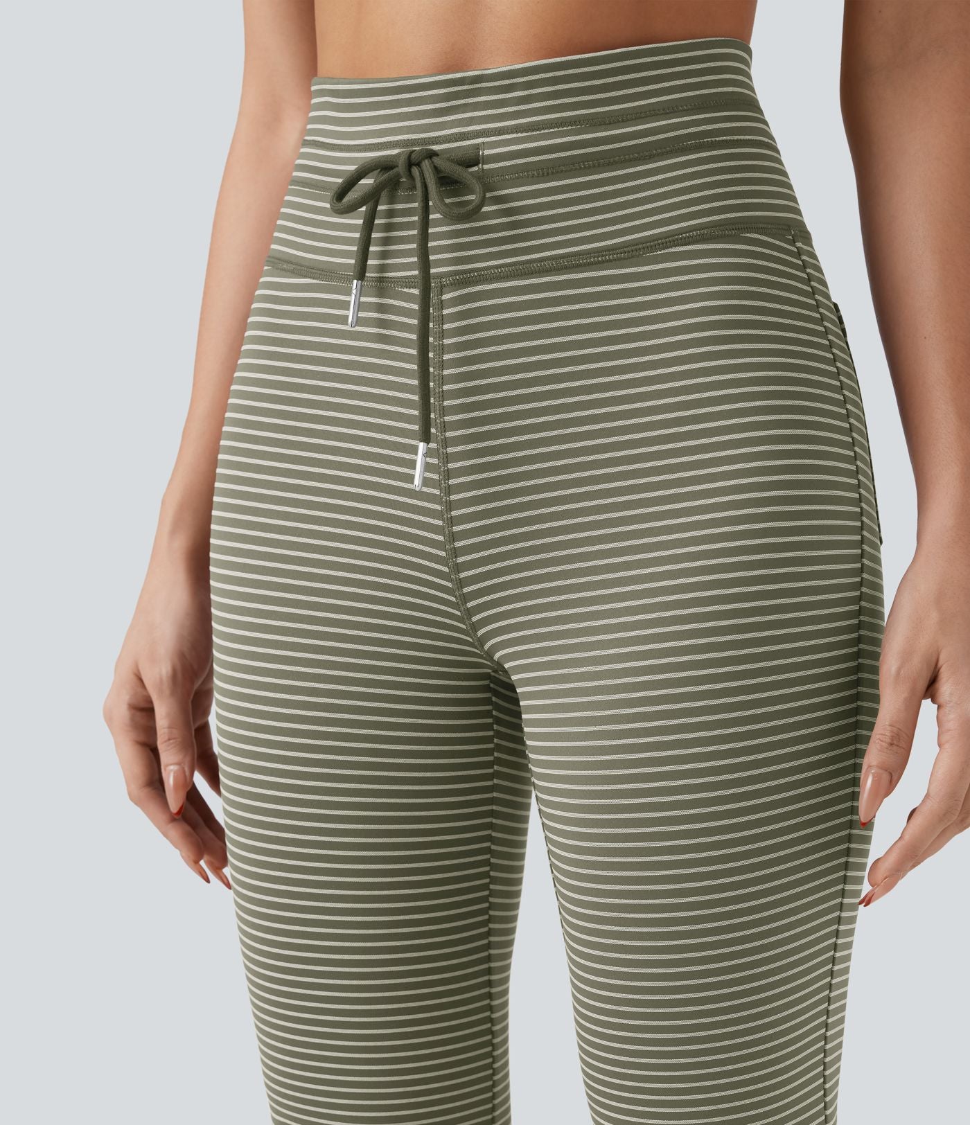 Pantalon de yoga évasé à rayures, taille haute, cordon et poches