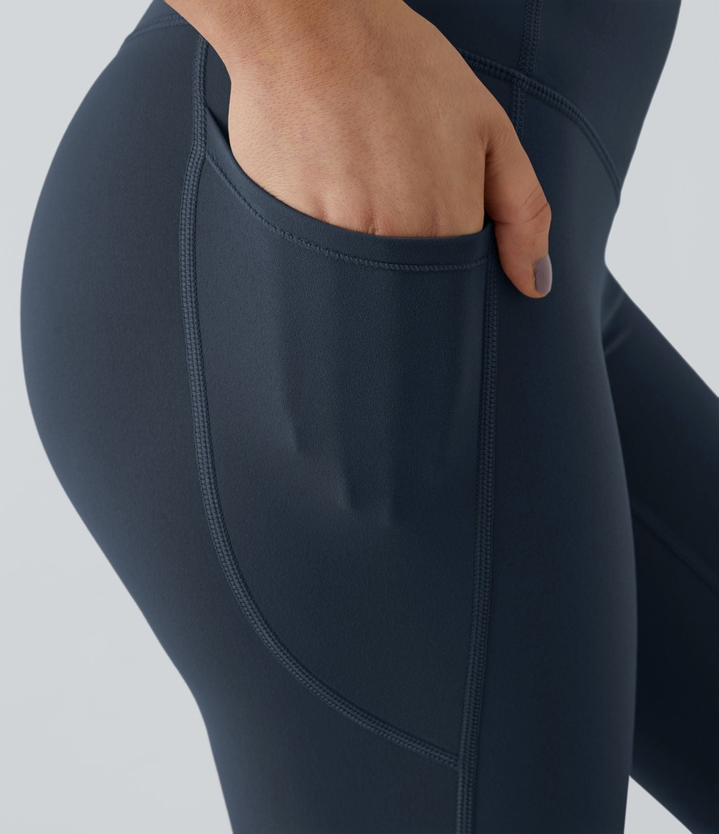 Legging d'entraînement gainant taille haute avec poches Halara UltraSculpt™