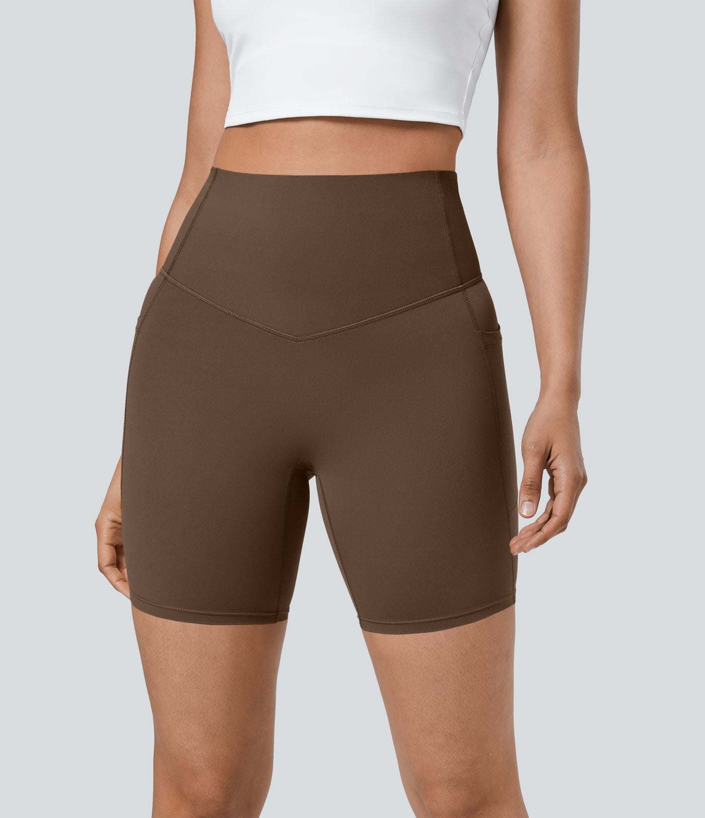 Short cycliste 17,5 cm d'entraînement gainant taille haute avec poches Halara UltraSculpt™