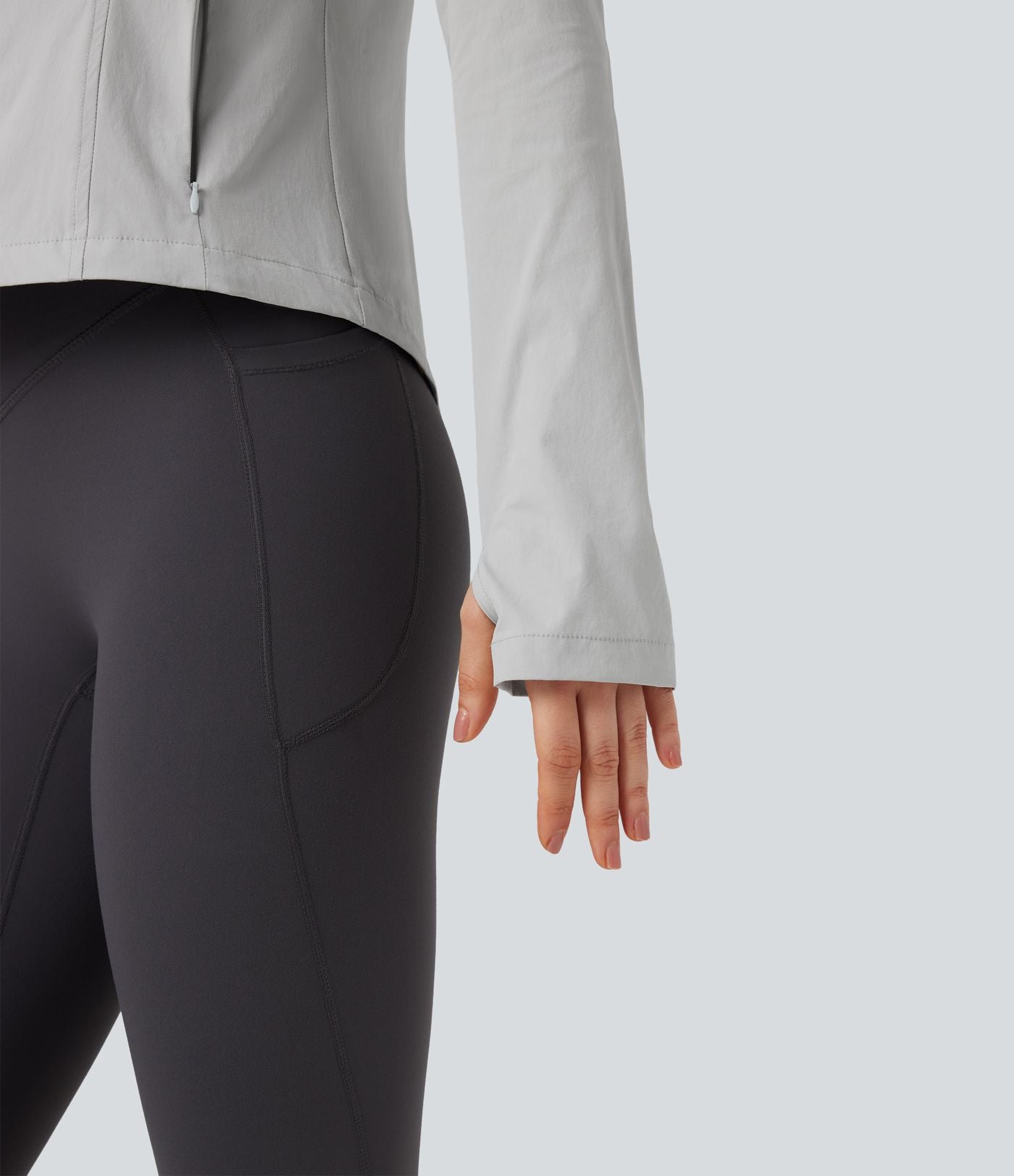 Veste de randonnée à capuche, manches longues, passants pouces et zip avec poches - UPF40+