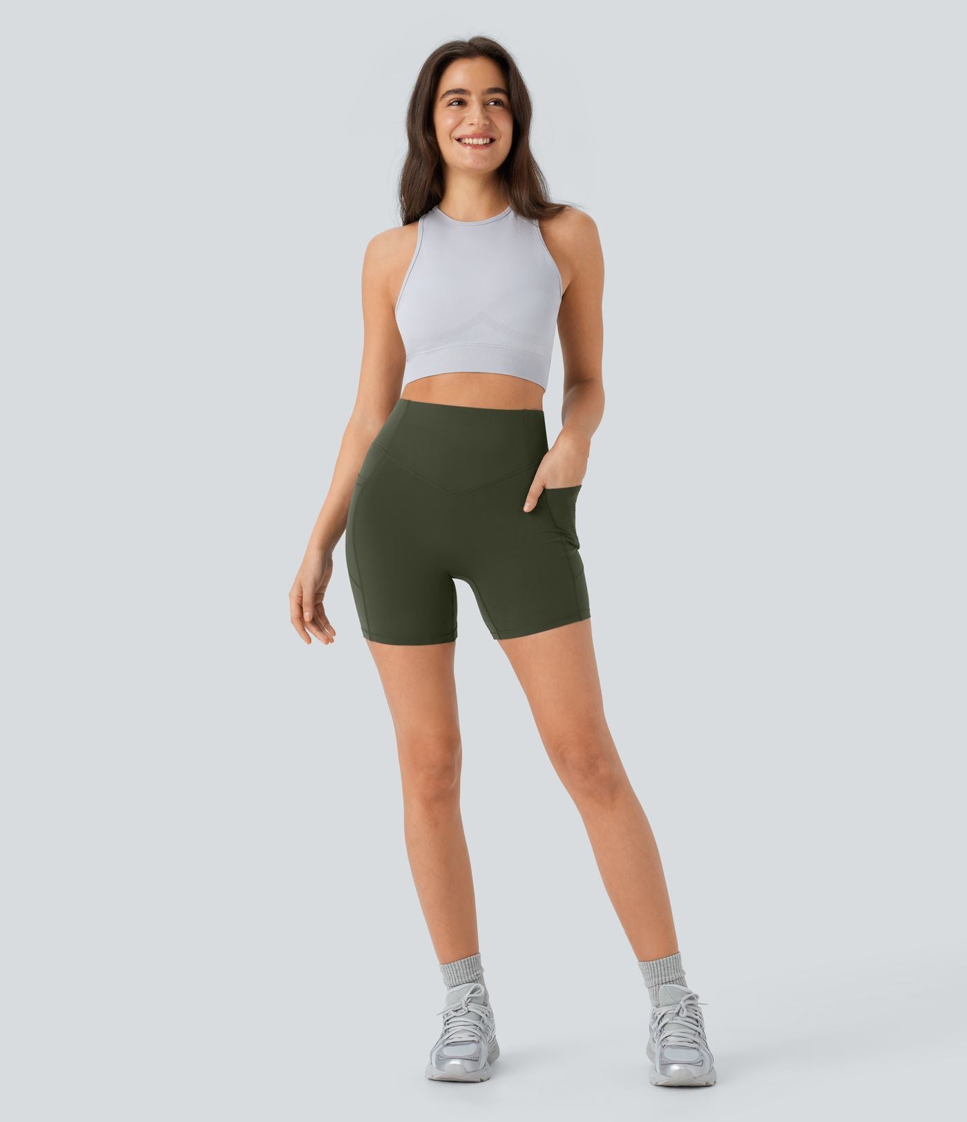 Short cycliste 12,5 cm d'entraînement gainant galbant taille haute avec effet scrunch et poches Halara UltraSculpt™