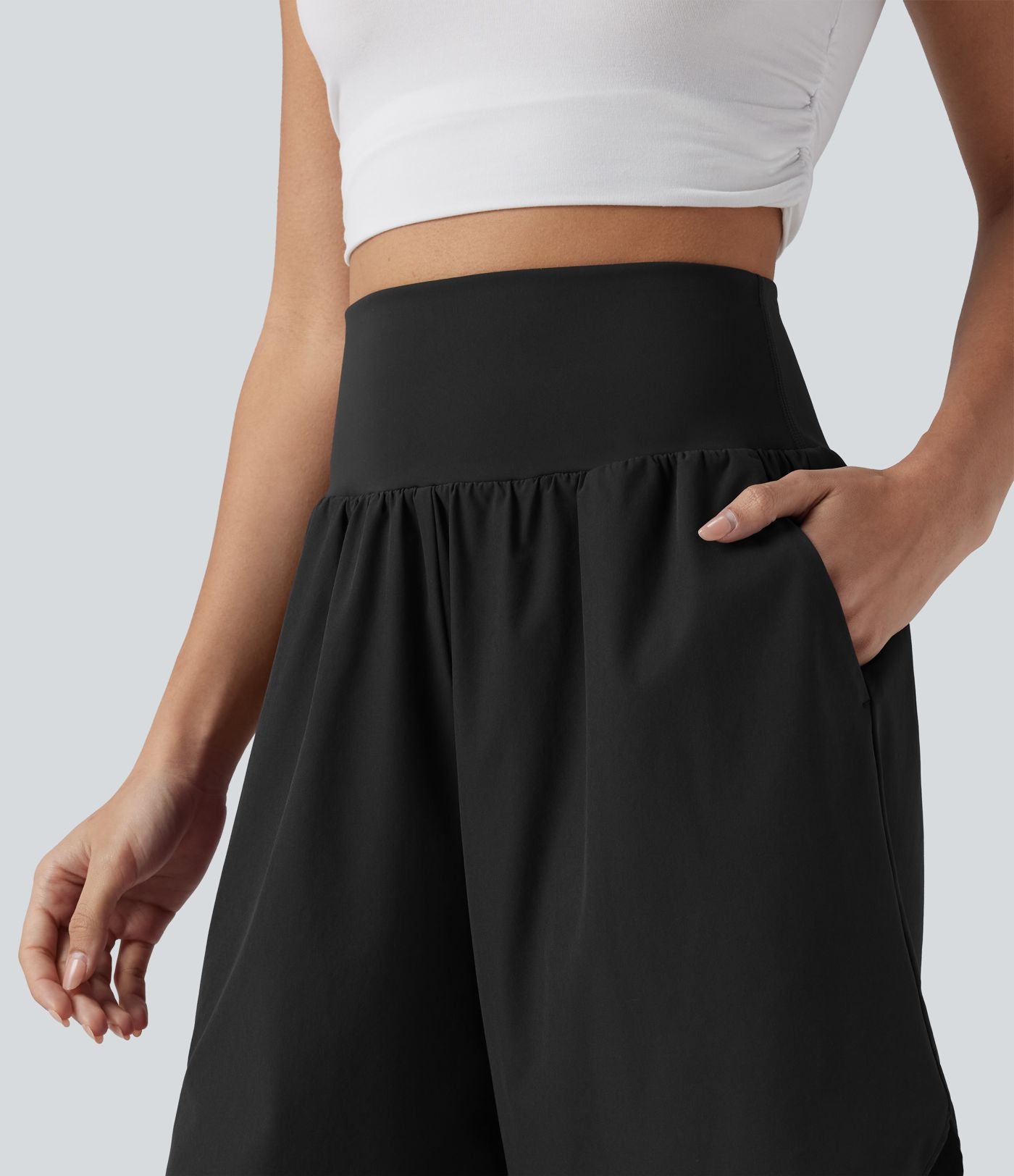 Short resort taille haute gainant séchage rapide avec fentes Breezeful™ et poches