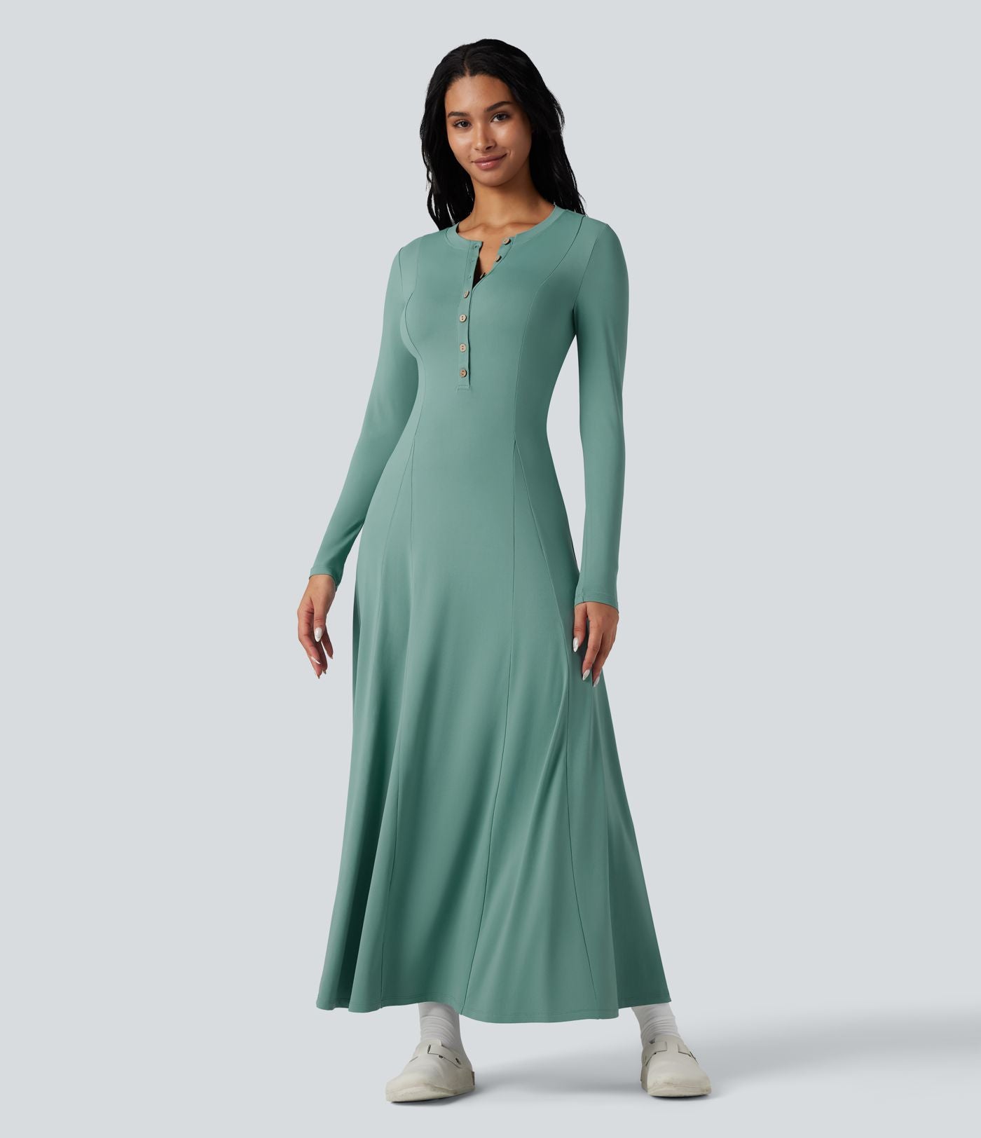 Robe longue évasée col Henley manches longues
