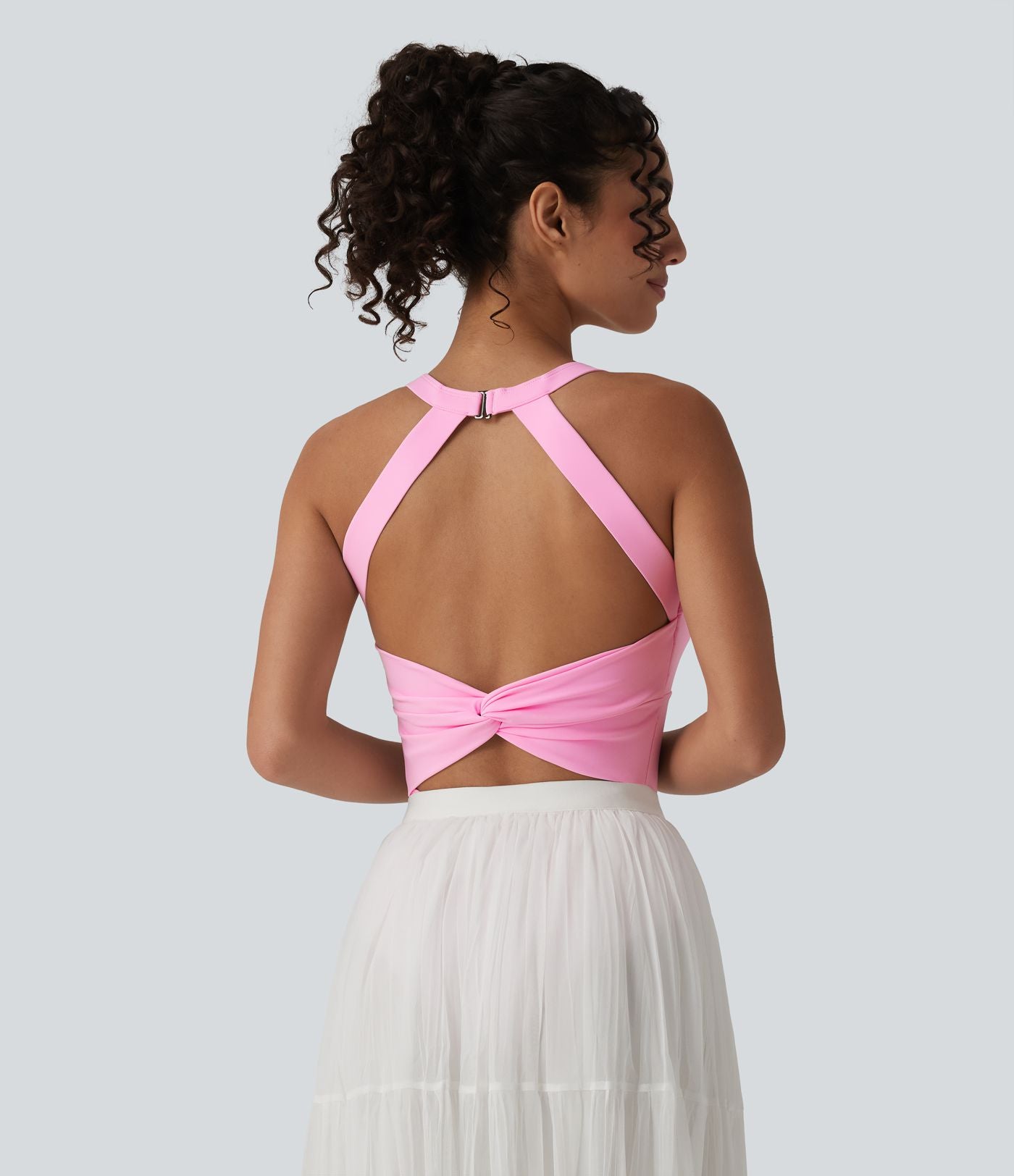 Body SoftlyZero™ Airy col U sans manches dos torsadé ouvert effet frais InstantCool avec boucle réglable et brassière intégrée