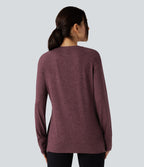 T-shirt doux col rond ourlet fendu manches raglan longues