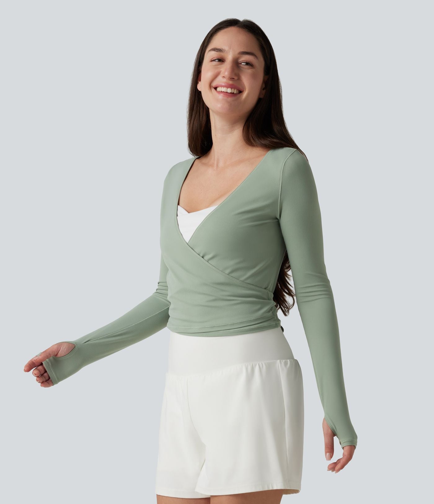 Haut casual SoftlyZero™ cache-cœur à manches longues avec passe-pouces, protection solaire UPF 50+