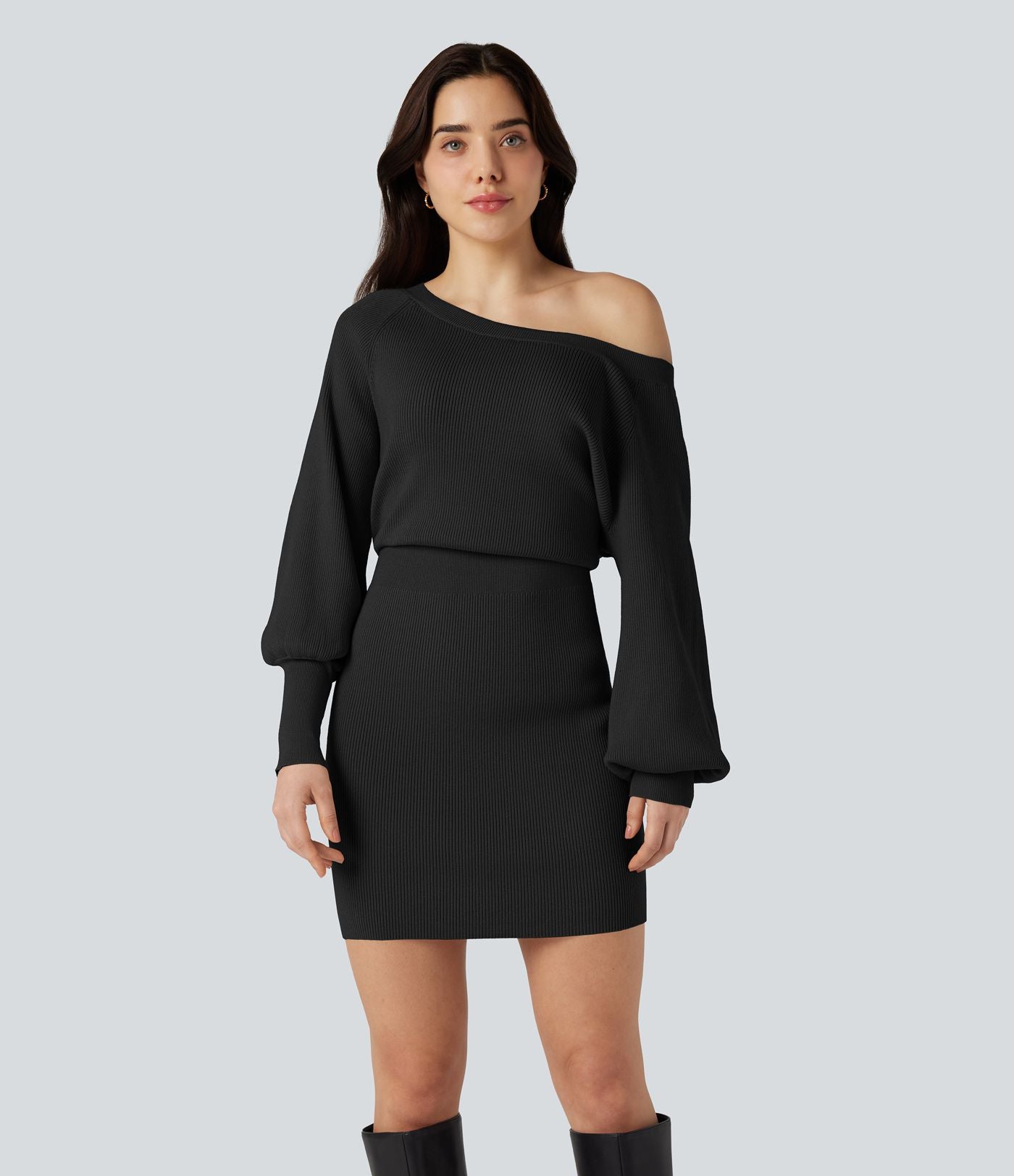 Robe pull mini moulante col bateau manches longues