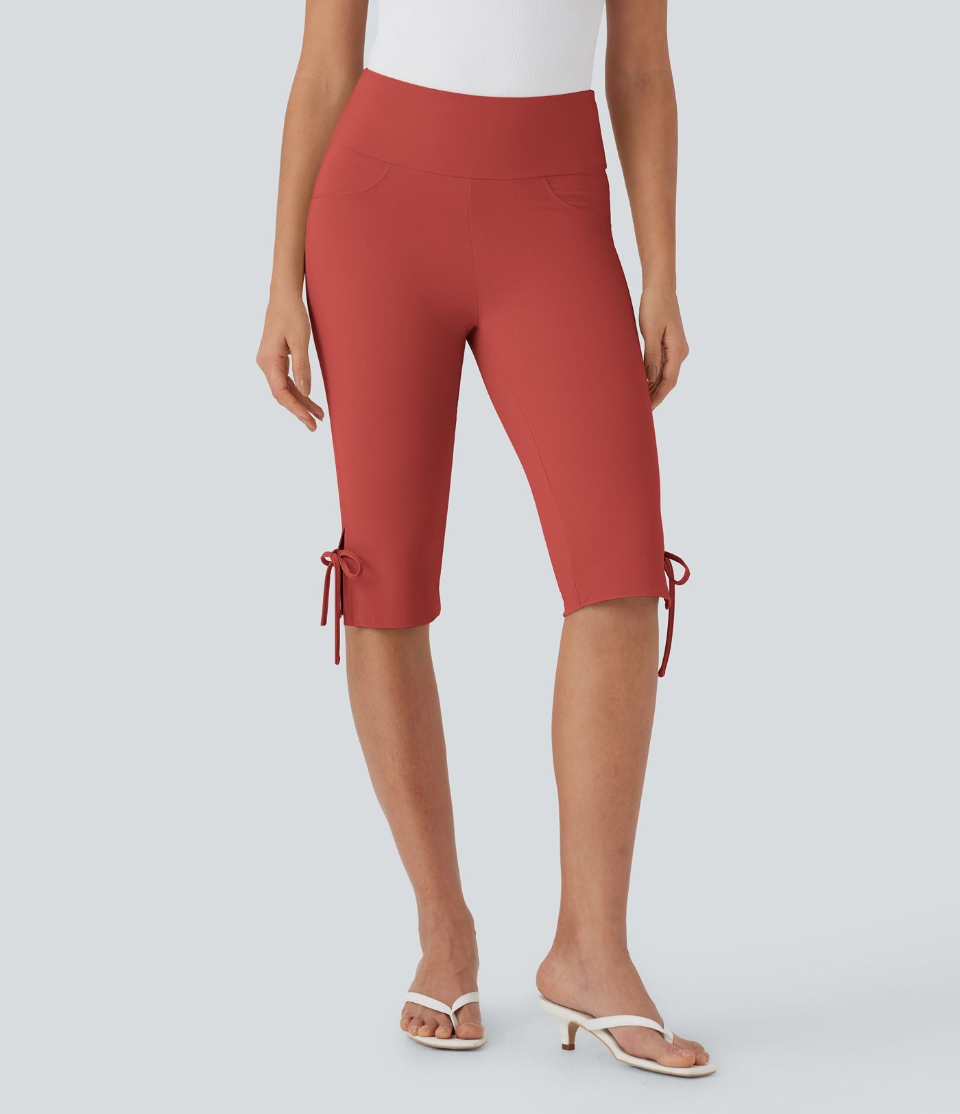 Pantalon corsaire décontracté taille moyenne à laçage avec poches arrière