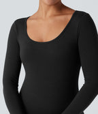 Haut chauffant décolleté rond à manches longues avec brassière intégrée Halara HeatCore