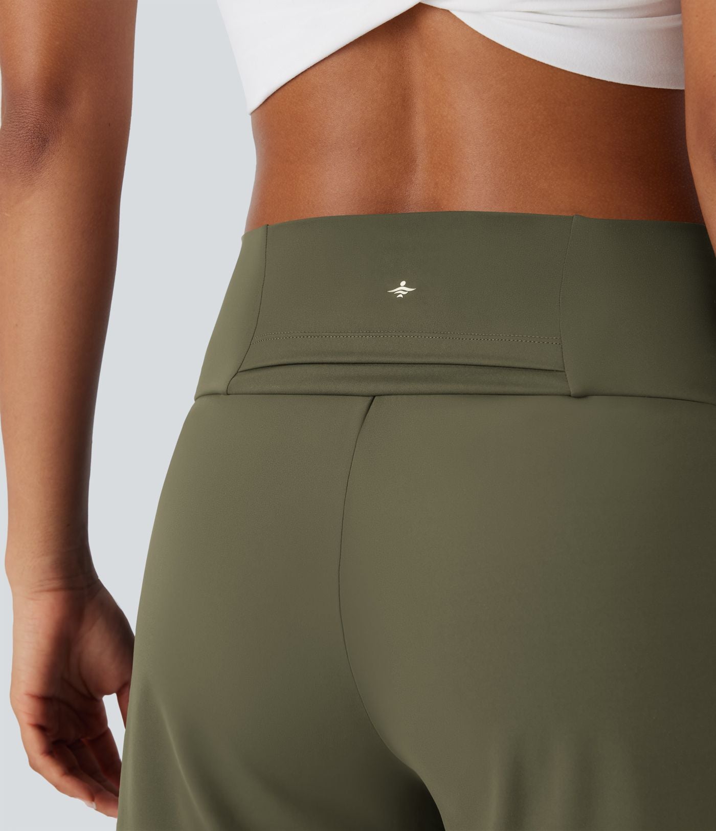 Bermuda SoftlyZero™ Airy de yoga taille haute avec poches multiples et effet frais InstantCool