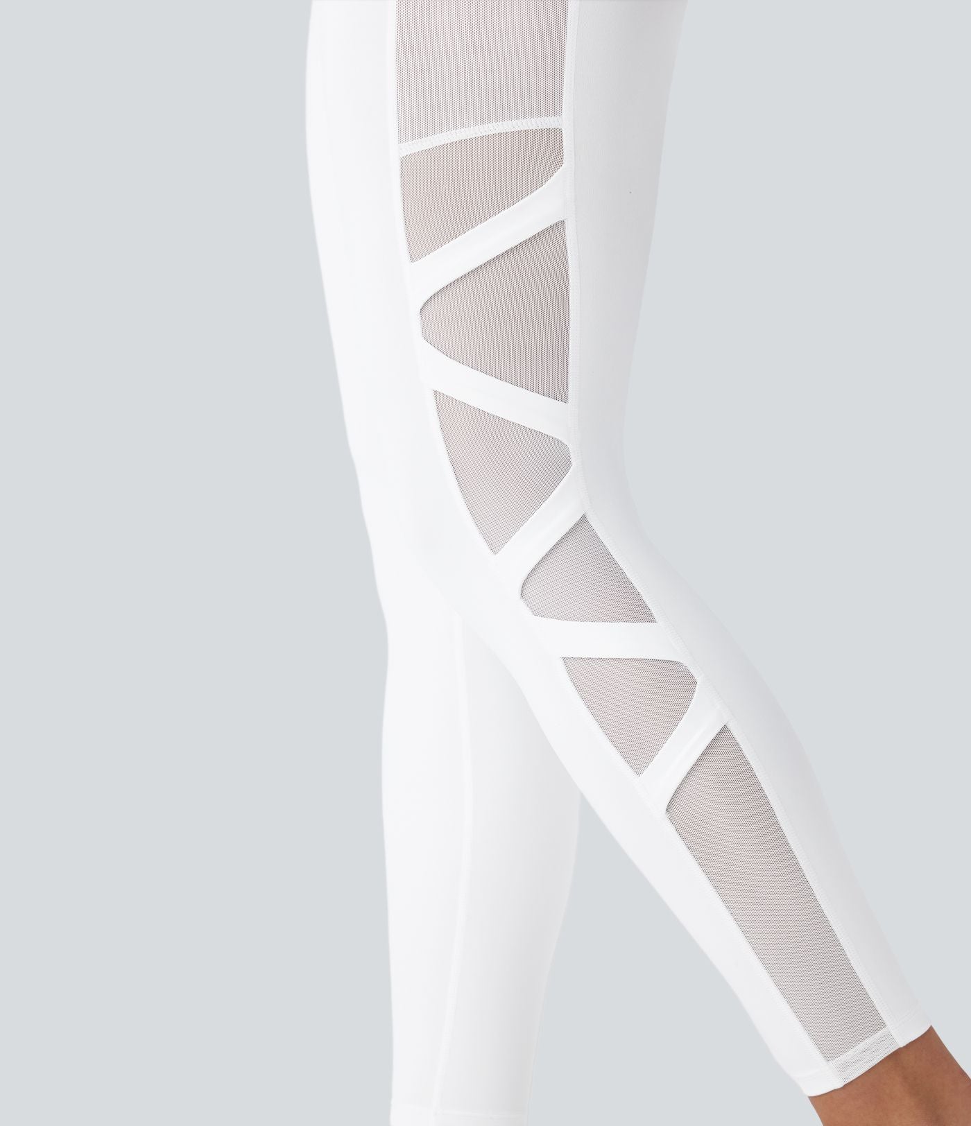 Legging de yoga 7/8 SpeedWave™ taille haute avec poches latérales et empiècements en mesh contrastés à séchage rapide