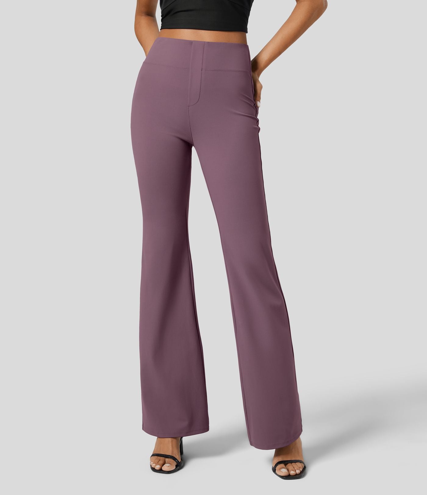 Pantalon tailleur légèrement évasé taille haute avec poches arrière Halara Flex™