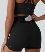 Short de yoga SoftlyZero™ Airy gainant slim taille haute à dos croisé à effet frais InstantCool, ourlet arrondi et poche