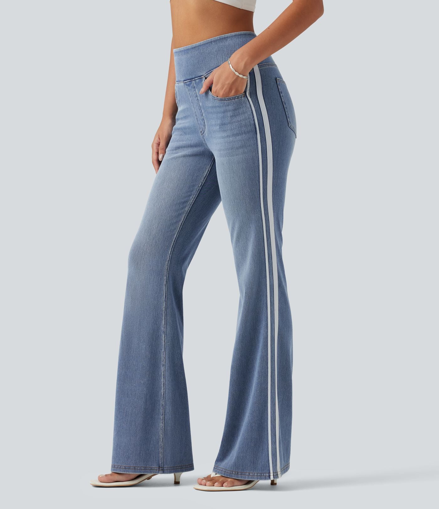 Jean flare Halara Flex™ taille haute délavé à rayures avec poches