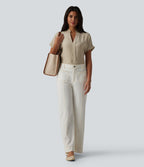 Chemise col V manches courtes aspect lin pour le bureau