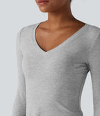 T-shirt tailleur côtelé court col V manches longues