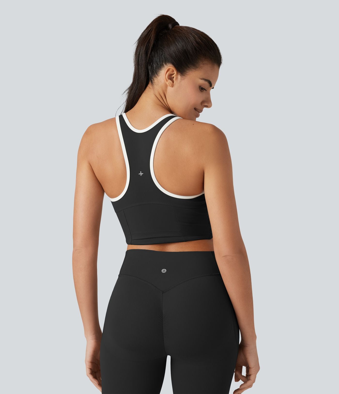 Halara UltraSculpt™ Débardeur de yoga col U dos nageur color block avec soutien-gorge intégré et poche