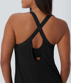 Débardeur yoga dos nu col U avec bretelles croisées, ourlet arrondi et effet frais InstantCool, protection solaire UPF50+