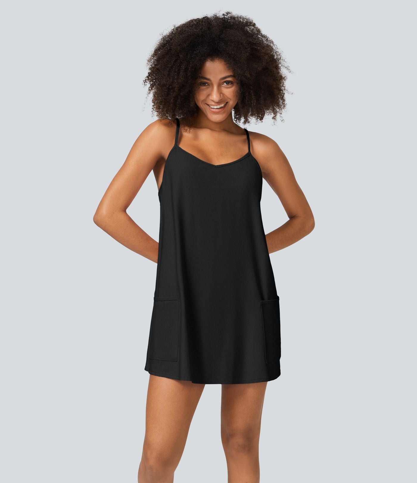 Robe Sport 2 en 1 avec Soutien-Gorge Intégré Dos Nageur Poches Latérales et Coupe Mini