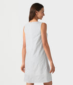 Robe mini sans manches à col rond brodée