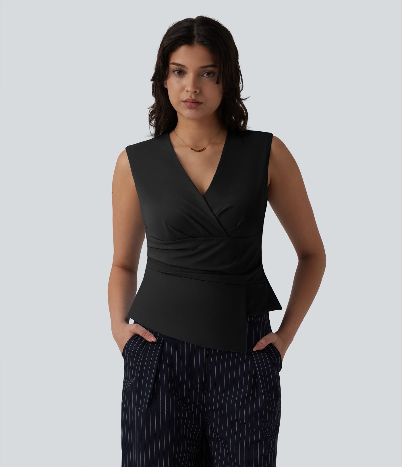 Blouse tailleur col V sans manches
