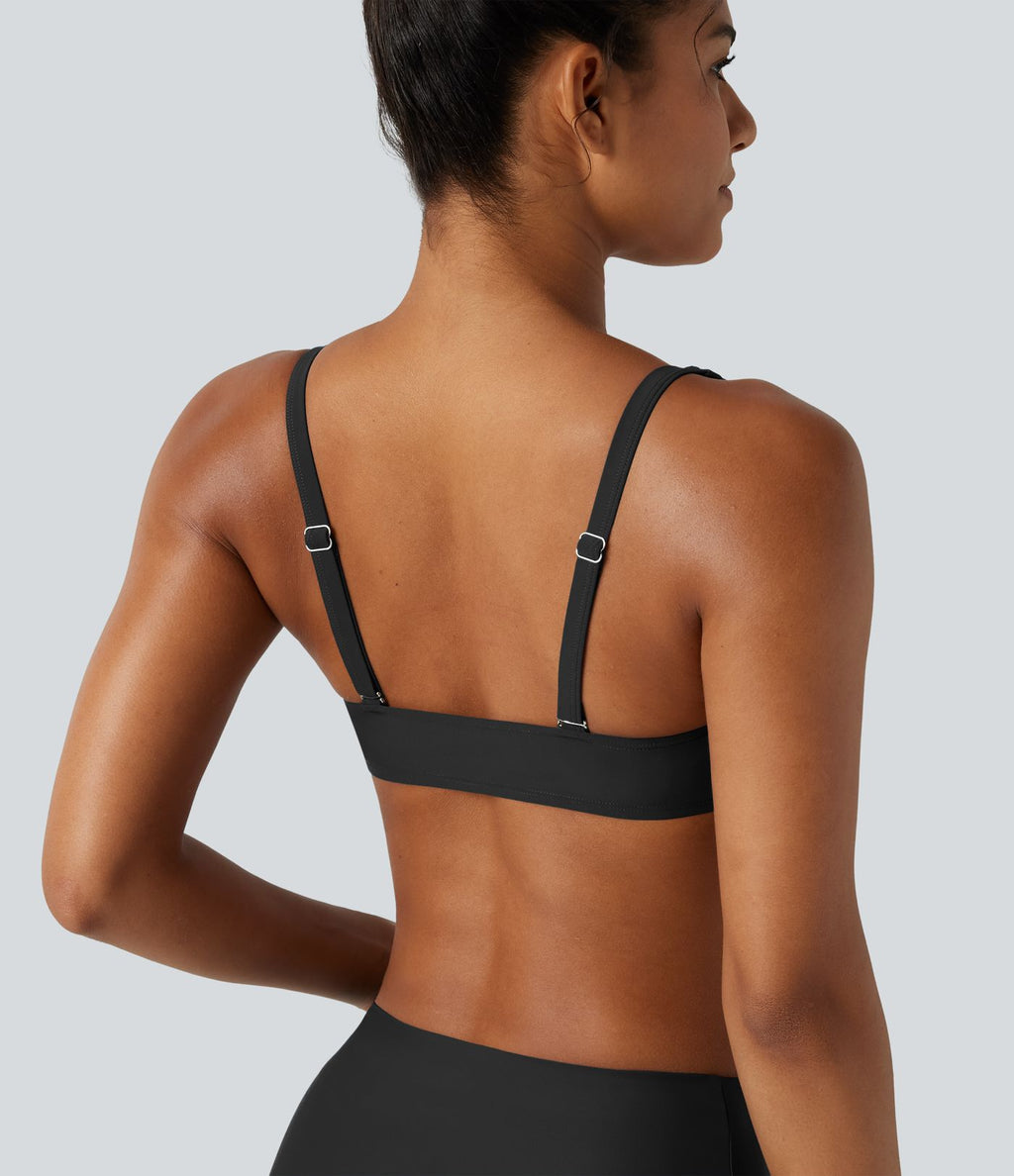 Ensemble bikini push-up gainant avec bretelles ajustables, design torsadé, fronces et brassière intégrée
