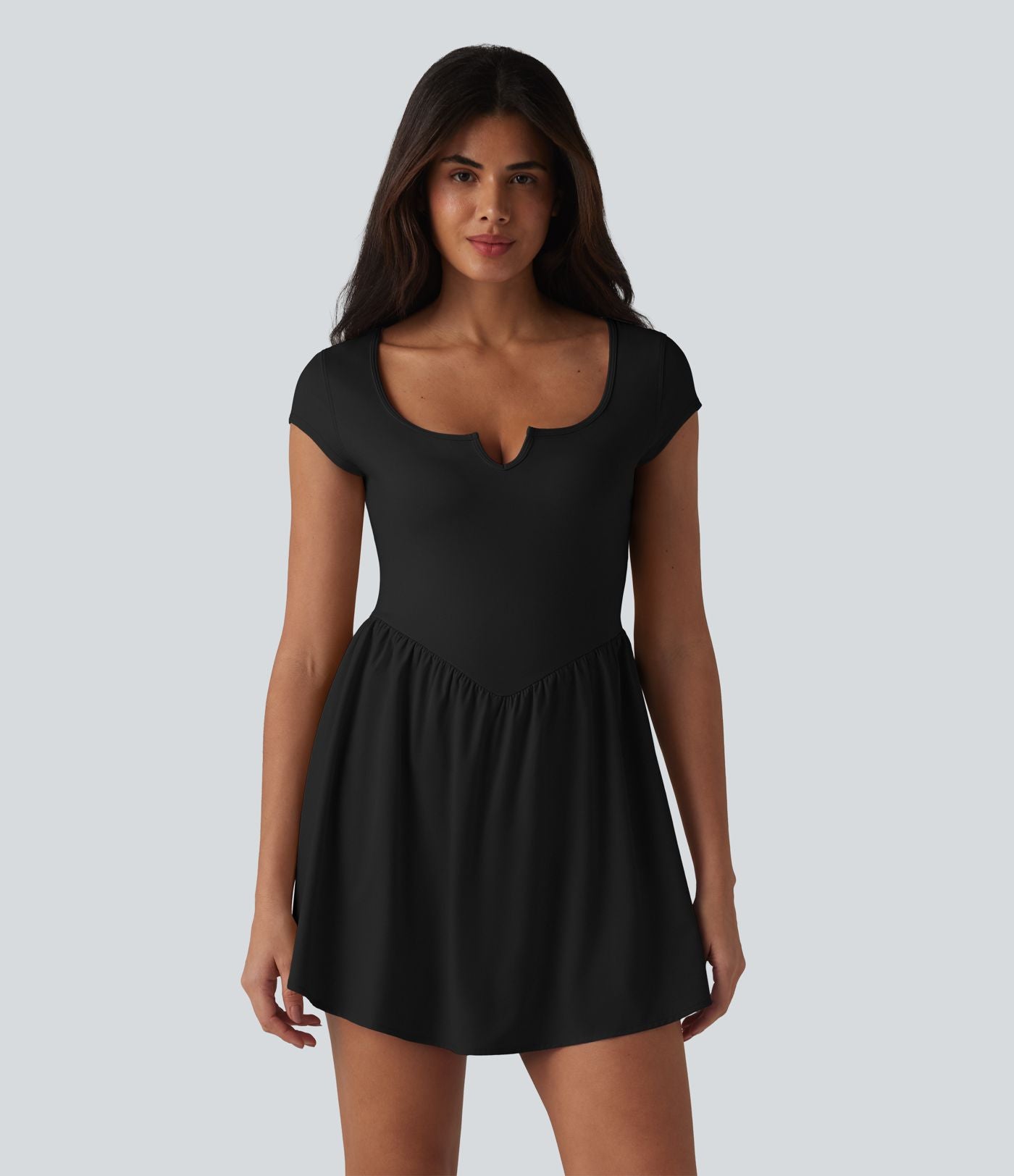 Robe de tennis courte 2 en 1 à manches courtes crantées avec poche - Édition Easy Peezy