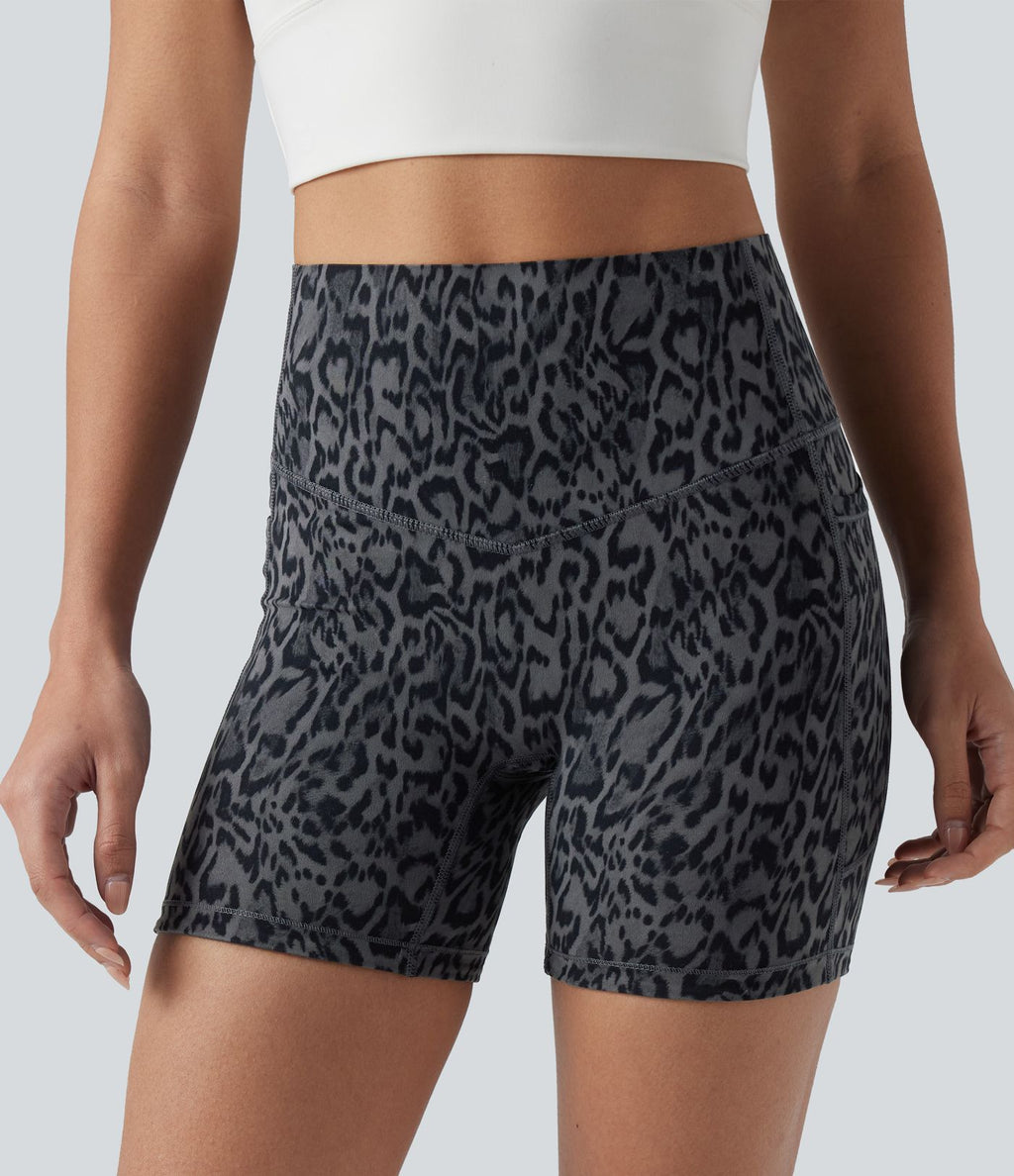 Short cycliste d'entraînement Halara UltraSculpt™ taille haute gainant imprimé léopard 12,5 cm avec poches