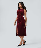 Robe mi-longue moulante velours col drapé sans manches fendue froncée