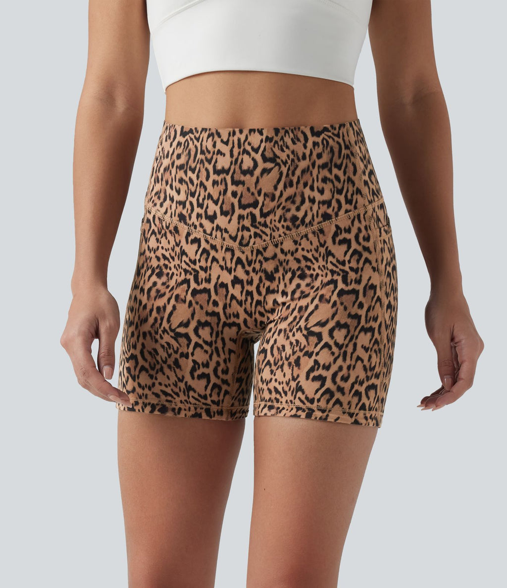 Short cycliste d'entraînement Halara UltraSculpt™ taille haute gainant imprimé léopard 12,5 cm avec poches