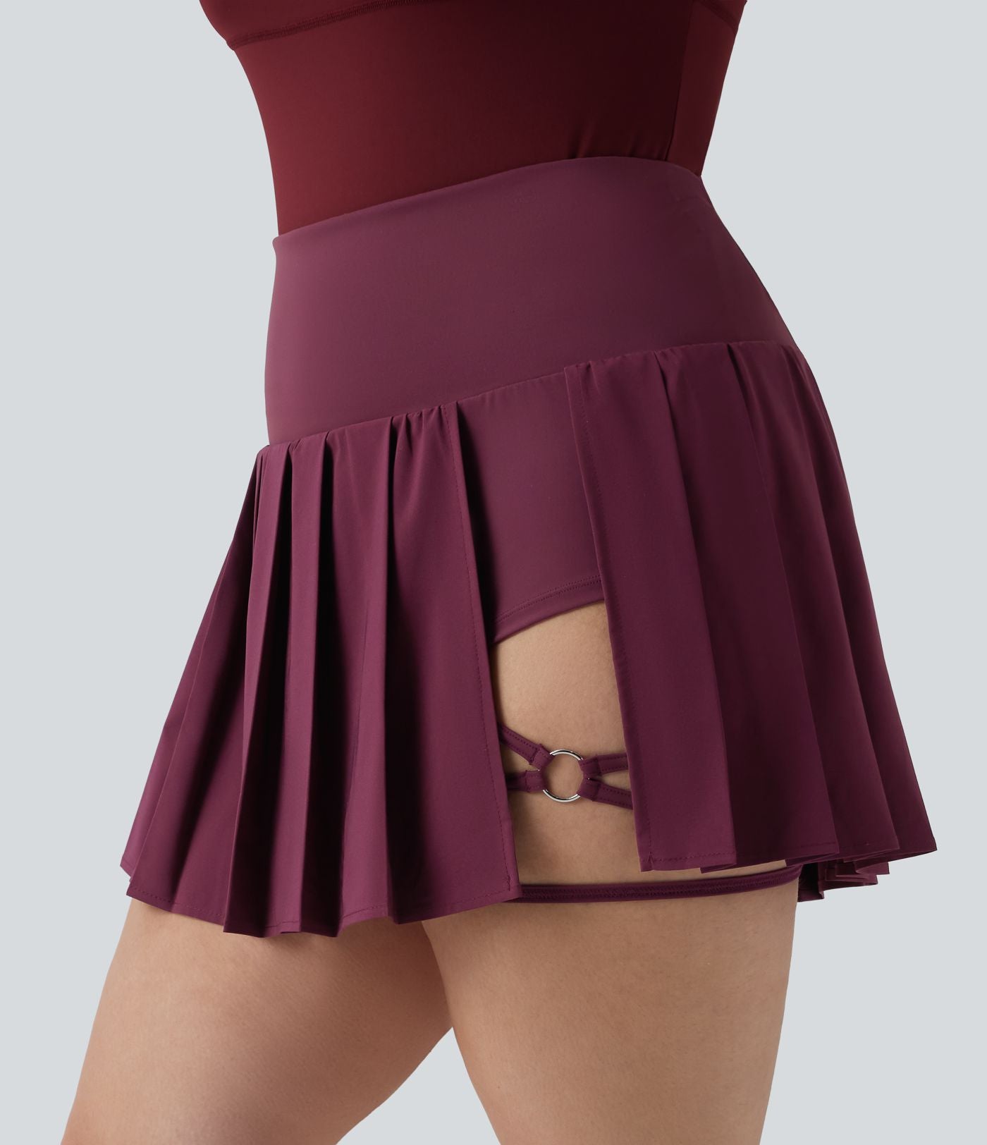 Breezeful™ Jupe-short yoga mini 2-en-1 grande taille à plis et ourlet asymétrique, taille haute, séchage rapide avec poches
