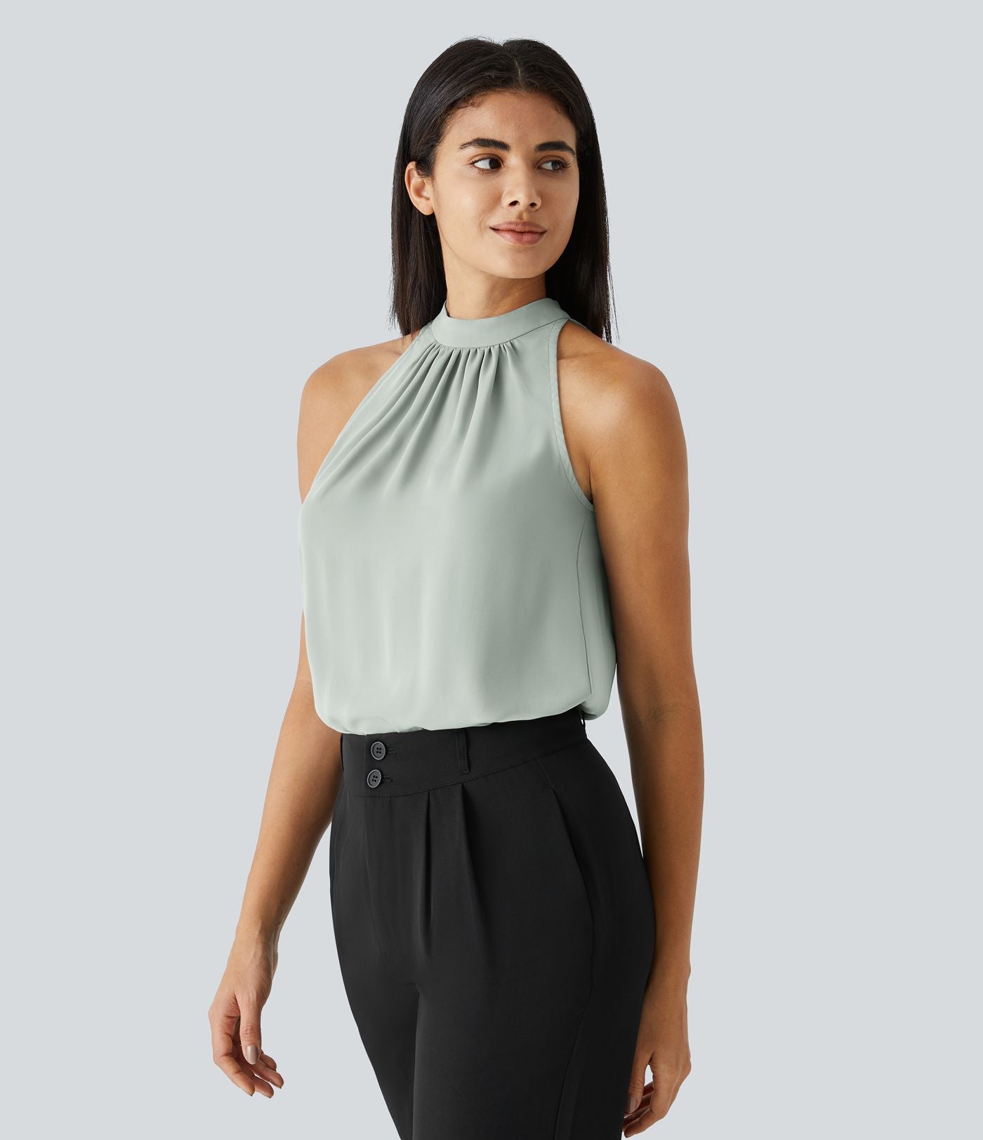Blouse Travail Sans Manches Ourlet Courbé Col Haut Découpe au Dos Plis