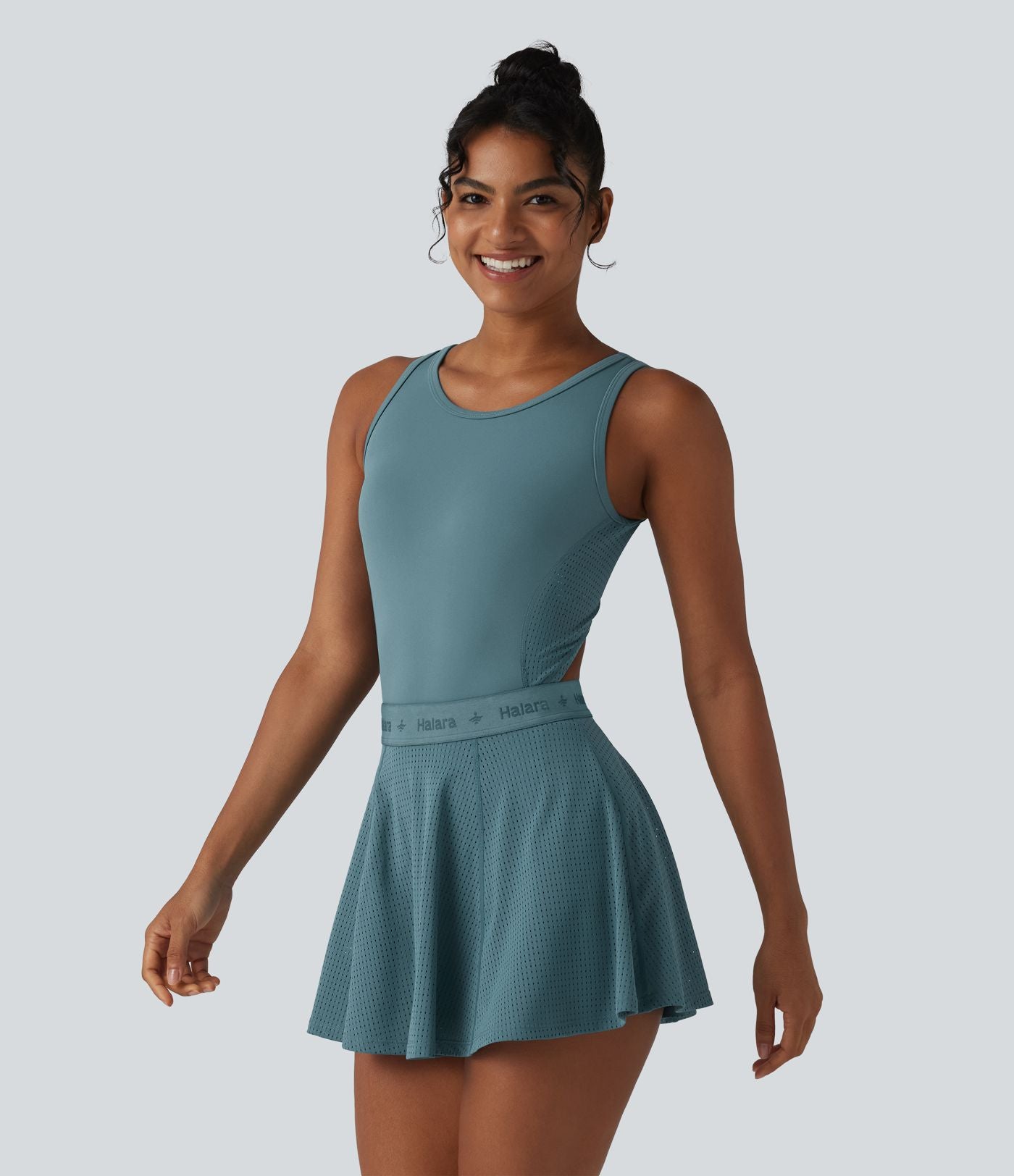 Barboteuse de yoga dos nu sans manches en mesh respirant avec jupe amovible et poches – Easy Peasy