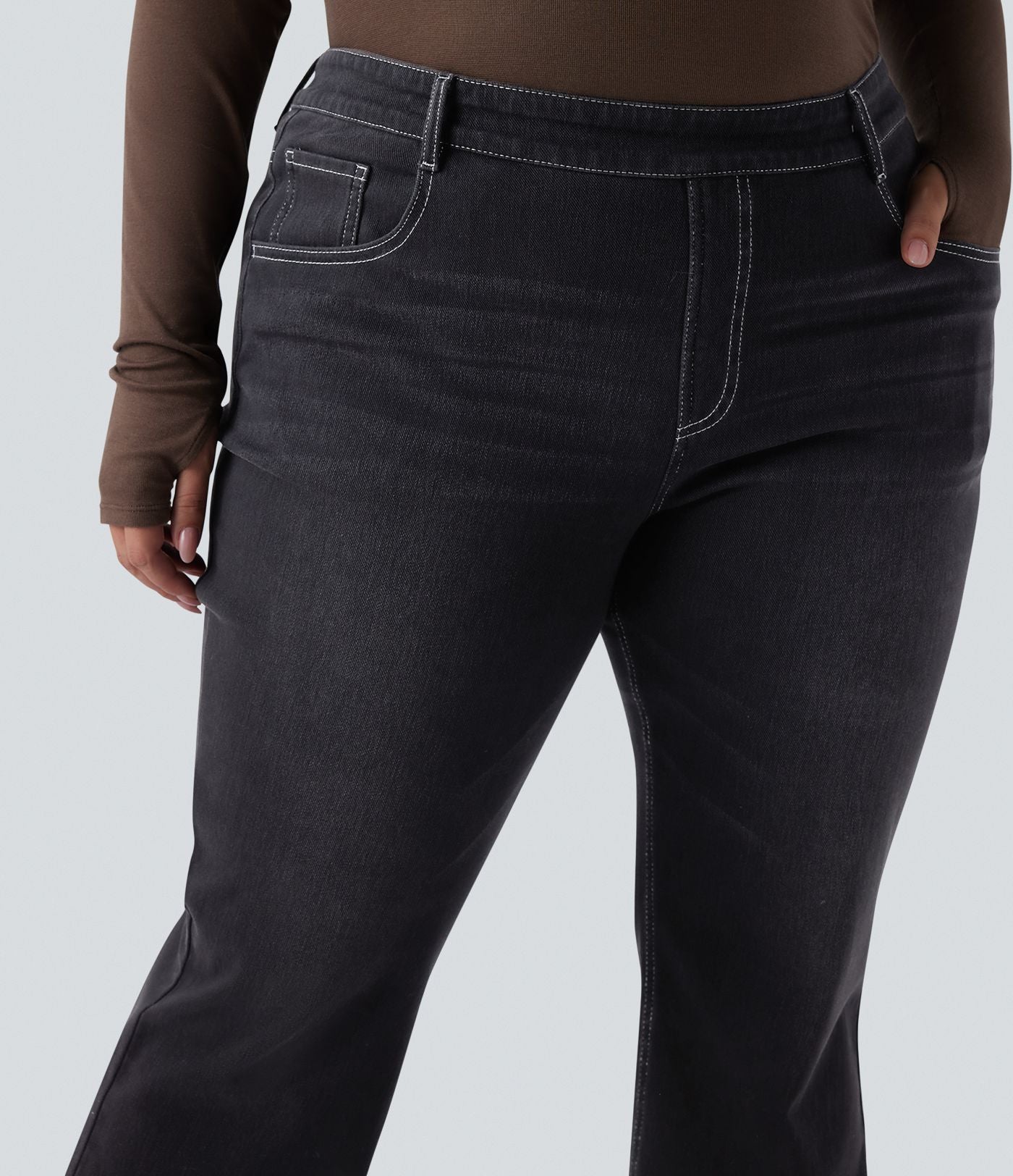 Jean décontracté grande taille évasé taille haute Halara Flex™ effet délavé avec multiples poches