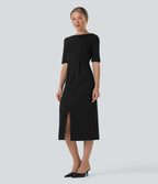 Robe tailleur décolleté arrondi manches courtes avec fente