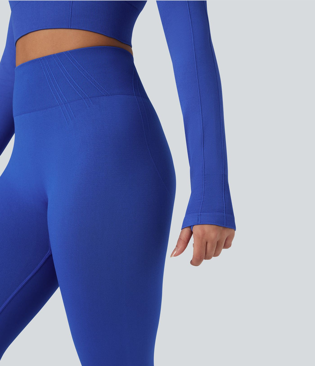 Haut de sport yoga court col rond à manches longues avec passants pouces sans couture OneForm Seamless Flow